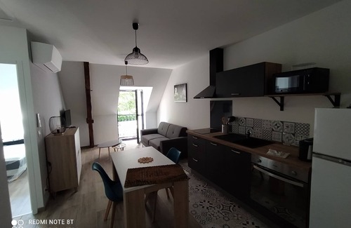 Saint Sozy Apartment | Inviting Apartment "Le Célé" with Pool & Breakfast Included
