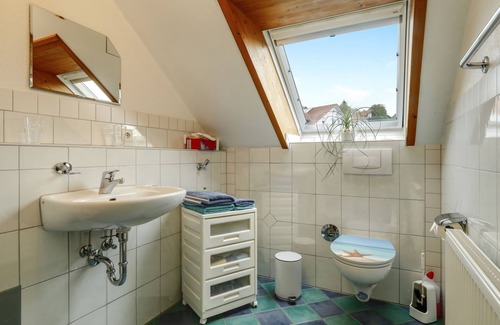 Neukirch Apartment | Top-Rated Apartment “Merk” with Balcony & Garden Retreat