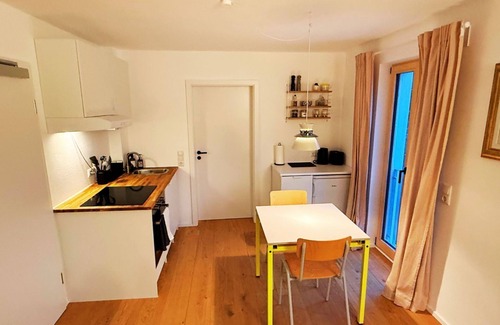 Passau Apartment | Charming apartment - modern, quiet, with parking and good transport links
