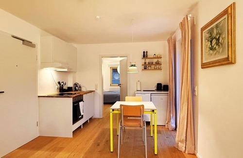 Passau Apartment | Charming apartment - modern, quiet, with parking and good transport links