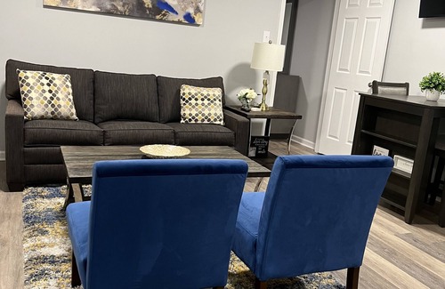 Richmond Apartment | Inviting Apartment Steps from Byrd Park with Spa Amenities