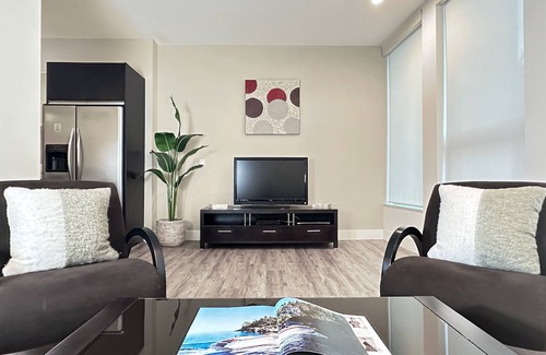 Westlake South Apartment | Charming Apartment in Downtown LA