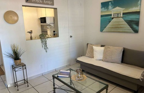 Parque Condo | Inviting Apartment with Pool Near Beach and Restaurants