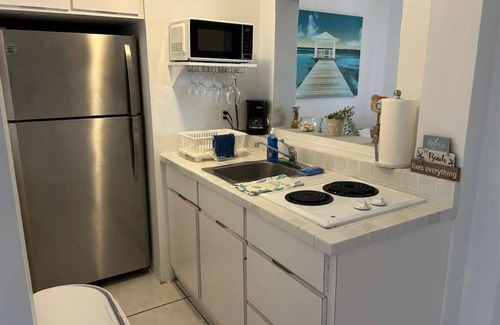 Parque Condo | Inviting Apartment with Pool Near Beach and Restaurants