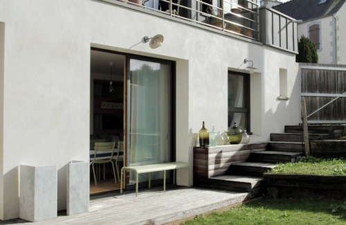 Carantec House | Top-Rated Apartment with Garden in Carantec - Pet Friendly