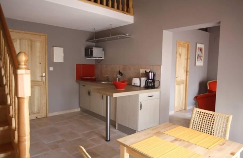 Beziers Apartment | Stylish Apartment with Ocean View and Large Terrace