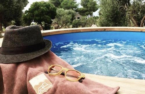 Marina di Pescoluse Apartment | Inviting Apartment with Jacuzzi & Sea View in Salve