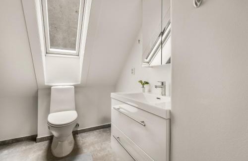 Sentrum Apartment | Inviting Apartment with Breathtaking Views for Families