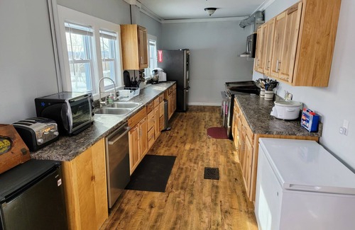 Jefferson House | Applebrook Historic Home with Mountain Views & Family Amenities