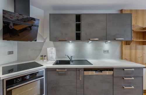 Val-Thorens Apartment | Cozy Apartment Val Thorens: Family-Friendly with Spa Access