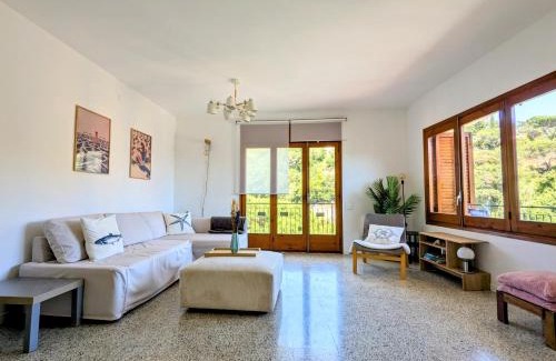 Sant Vicenc de Montalt Apartment | Seaview Attic Retreat Steps from the Beach, Rated 10/10