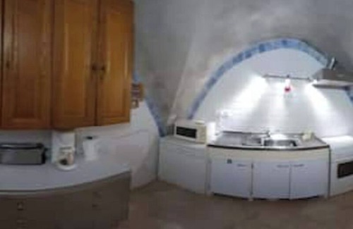 Baratier Apartment | Unique Ground Floor Apartment with Spa & Hot Tub