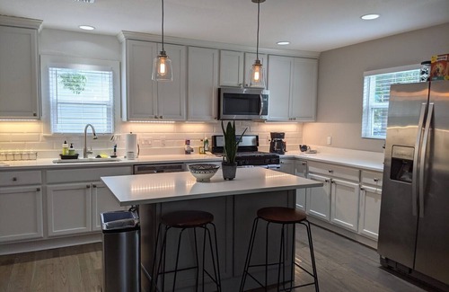 Highland House | Cozy Austin Bungalow: Ideal for Families and Pets