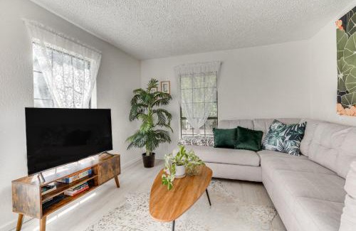West Oak Hill House | Inviting Austin Retreat on 2 Acres, Close to Downtown!