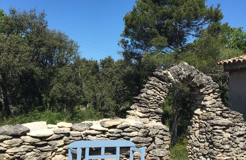 Lacoste House | Private Cabanon Retreat with Ocean View and Breakfast Included
