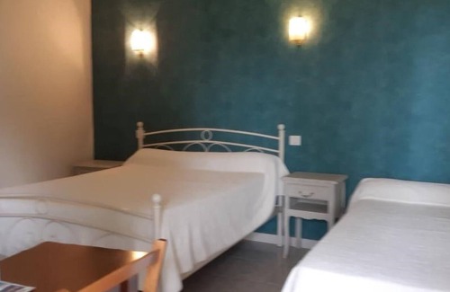 Tamnies Bed & Breakfast | Charming B&B in the Périgord Noir in the heart of a former priory(4)