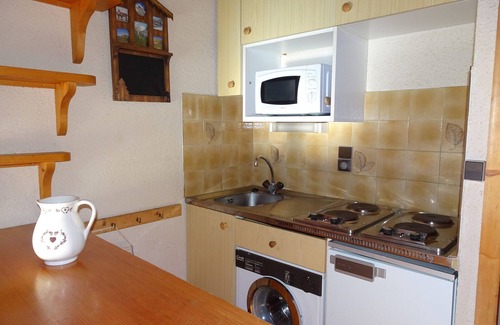 Champagny-en-Vanoise Apartment | Family-Friendly Apartment in Champagny-en-Vanoise for 4