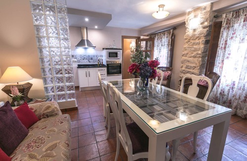 Ubeda House | Inviting Balconies with Family-Friendly Amenities