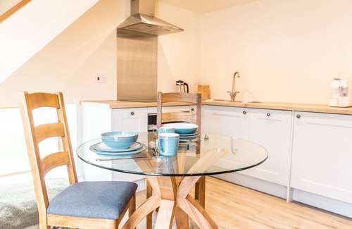 Preston House | Beautiful Barn Retreat in the Heart of Kent Countryside