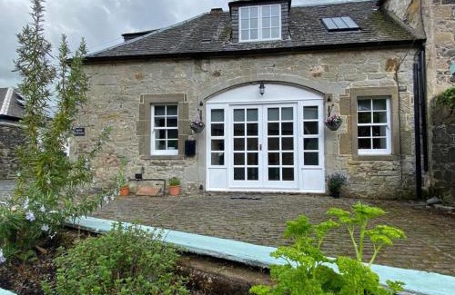 Kilmarnock House | Pet-Friendly Barn Conversion on Private Estate - Rated 9.7/10