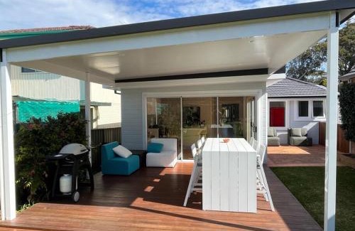 Burraneer House | Inviting Bayside Home with Hot Tub & Family-Friendly Perks