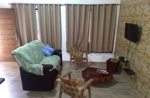 Barra dos Coqueiros House | Cozy Beach House with Oceanfront Views and Pet-Friendly Stay