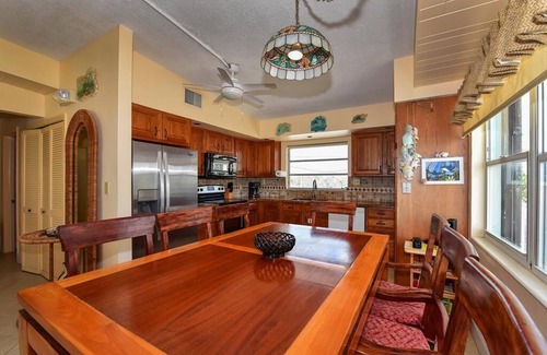 Lower Matecumbe Beach House | Beachfront Retreat in Lower Matecumbe with Ocean Views