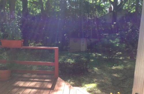 Allmendinger Heights House | Cozy Bedroom with Private Bathroom & Breakfast Included