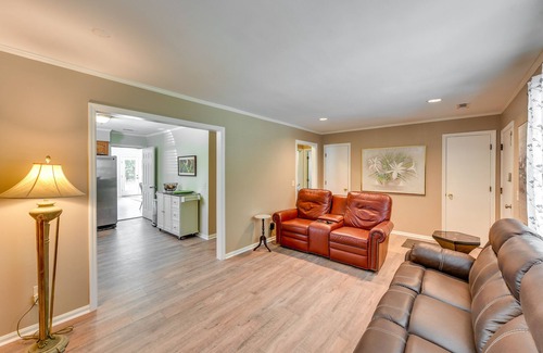 Bluffton Cottage | Bluffton Getaway with Spa & Family-Friendly Amenities