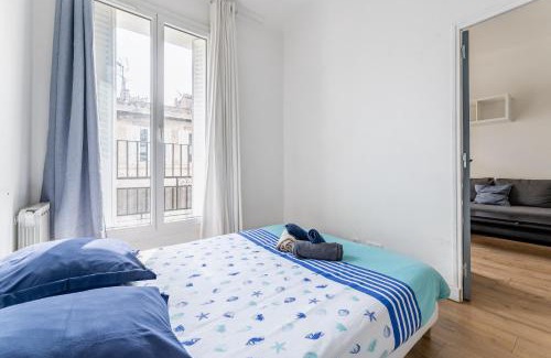 1st Arrondissement Apartment | Bright and Well-Equipped Apartment with Great Reviews