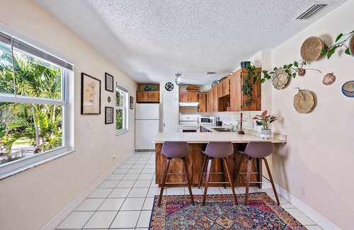 Florida North Atlantic Coast House | Pet-Friendly Bungalow with Pool & Ocean View in North Palm Beach