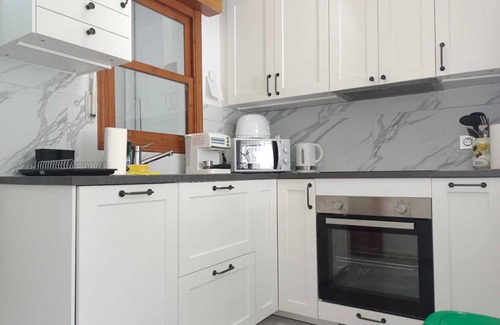 El Chaparral House | Cozy Bungalow Near La Mata Natural Park with Pet-Friendly Perks