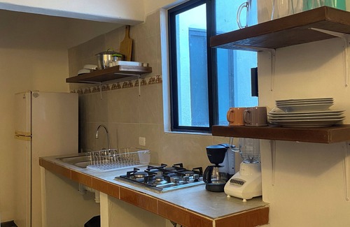 Los Ayala House | Charming bungalow in Los Ayala with AC, kitchen and 2 blocks from beach area
