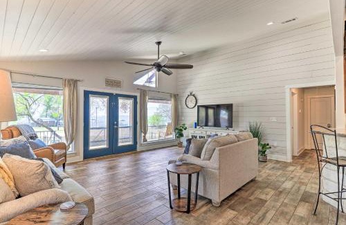 Silver Creek Village House | Pet-Friendly Burnet Cottage with Lake View & Porch - 10/10