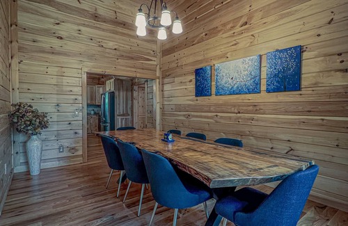 Watertown Cabin | Family-Friendly 3BR Cabin with Spa and Pet Amenities