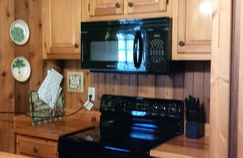 Sunset Cabin | Scenic Cabin in Eastatoee Valley with River Deck Access