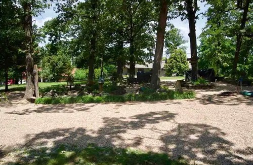 Shell Knob Cabin | Perfect Lake Getaway: Family-Friendly Cabin Retreat
