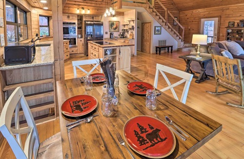 Mt. Sherman Cabin | Cozy Cabin with Hot Tub, Fire Pit & Scenic Views!