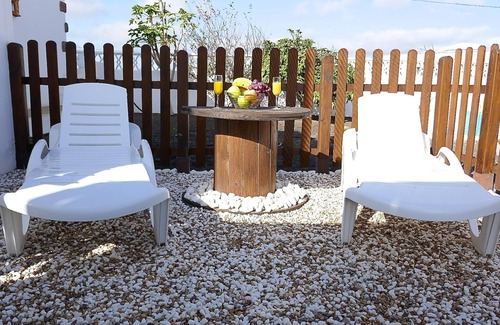 Tinajo Villa | Enchanting Canarian Villa in Tinajo Awaits Your Stay