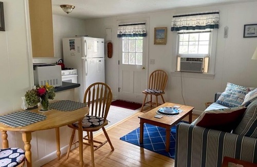 Brewster Cottage | Quaint Cape Cod Cottage with Oceanfront Views & Breakfast