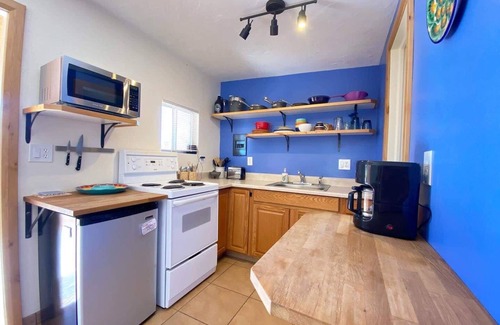 Kanab House | Pet-Friendly Casita with Fenced Yard & Top-Rated Amenities