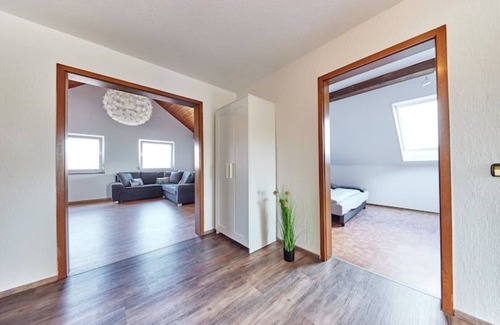 Rust Apartment | Central Hotel: Just 5 Minutes Walk from the Park