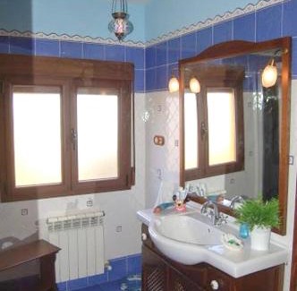 Alcazar de San Juan Ski Chalet | Chalet with Private Pool & Pet-Friendly at Cinco Casas