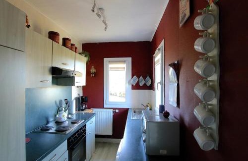 Transinne Ski Chalet | Serene Chalet in Transinne with Pet-Friendly Patio