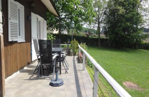 Transinne Ski Chalet | Serene Chalet in Transinne with Pet-Friendly Patio