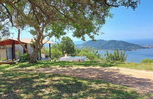 Coroa Grande Ski Chalet | Scenic Chalet with Panoramic Veranda and Ocean Views