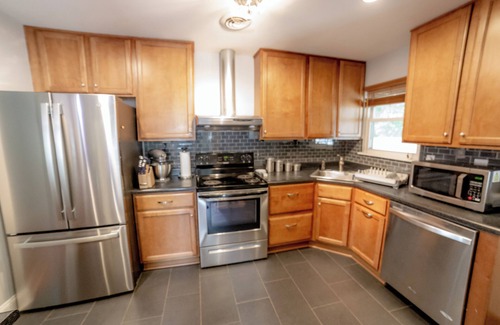 Charlottesville House | Cozy Charlottesville Retreat near UVA with Hot Tub & Spa