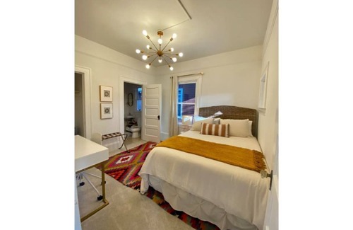 Petaluma House | Chic Craftsman Hotel in Downtown Petaluma - Top-Rated Stay