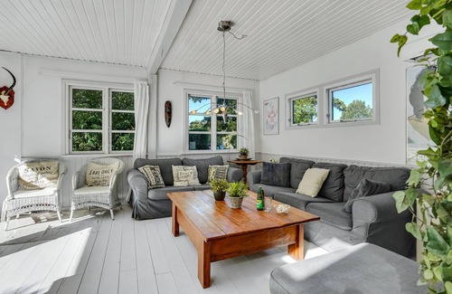 Kulhuse House | Family-Friendly Retreat with Ocean Views and Full Kitchen