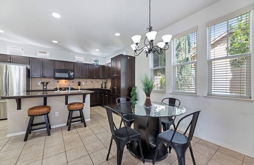 Harlan Ranch Condo | Charming Clovis 3Bd/3Ba Home @ Harlan Ranch w/pool